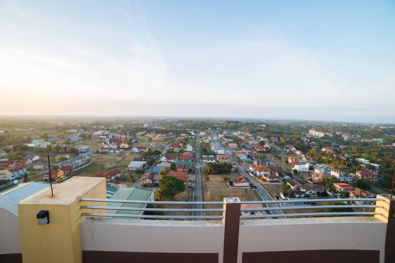 Reddoorz Premium @ Cityland Tagaytay 2 Tagaytay City Eksteriør bilde